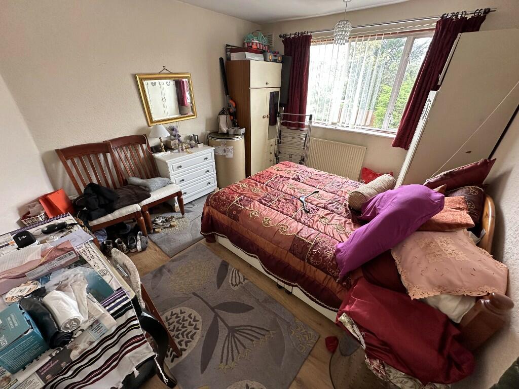 BEDROOM 2 (A)