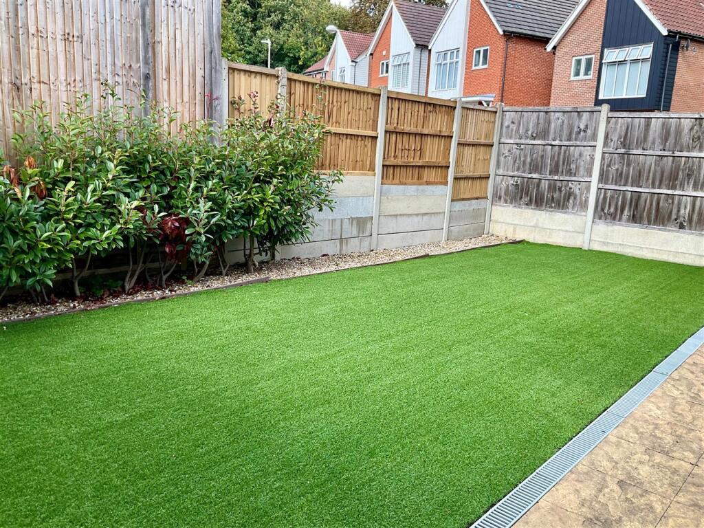 Garden pic2.jpg