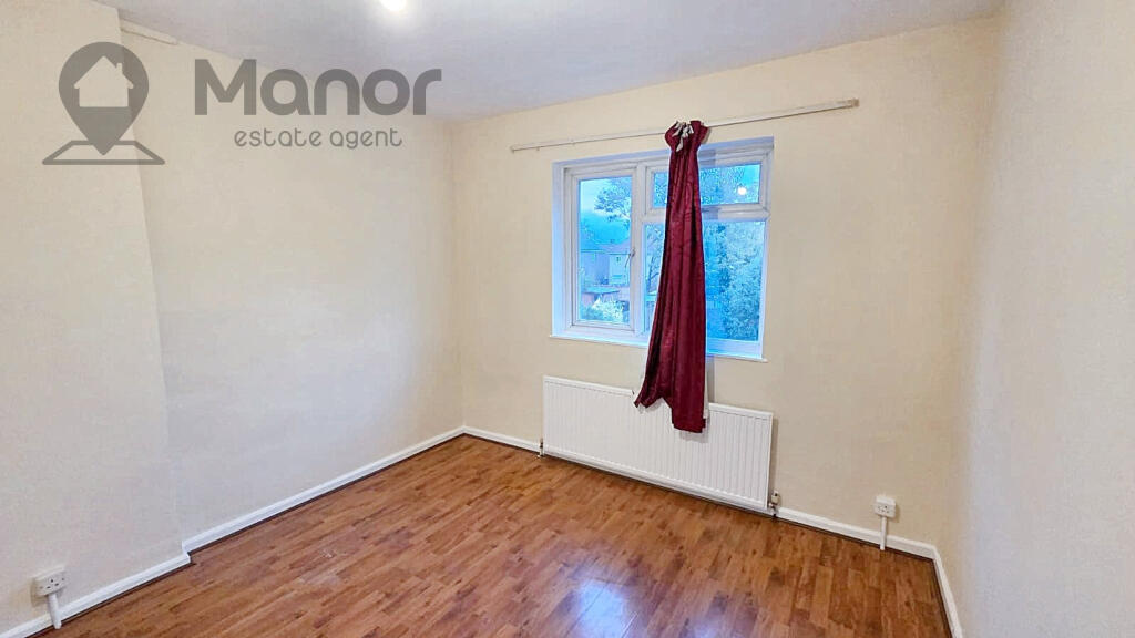 WhatsApp Image 2025-10-21 at 15.36.03 (1)