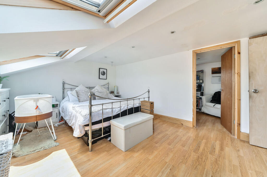 1310950-18-685402...