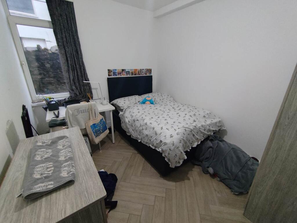 Bedroom 3 (1)