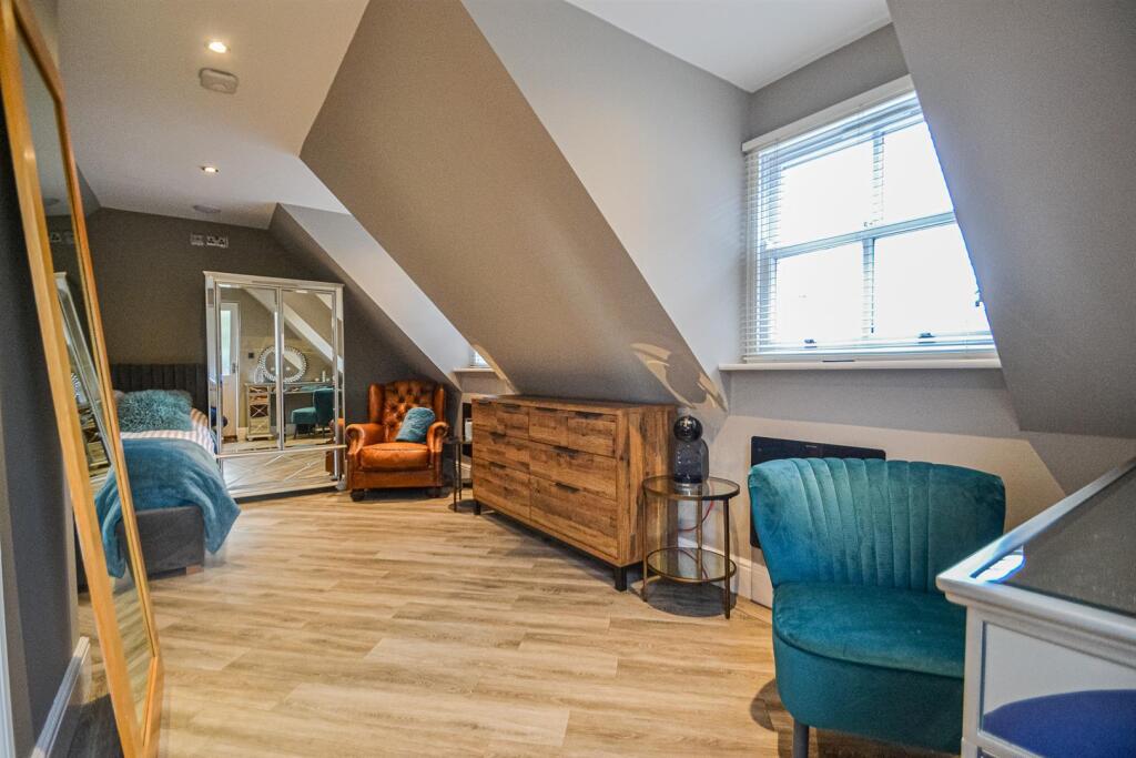 Bedroom Six / Studio