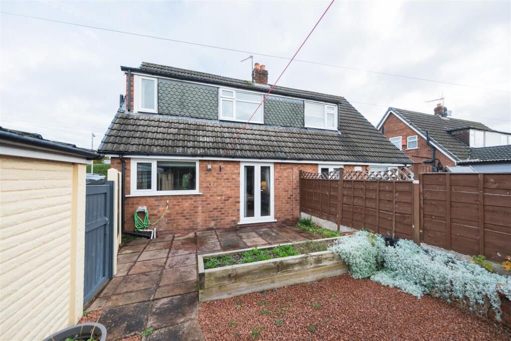 252 Swanlow Road-026.jpg