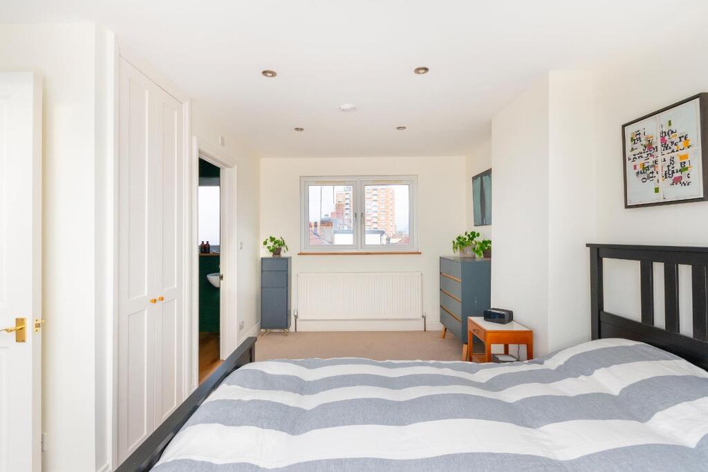 3A5SBR - Bedroom I.jpg