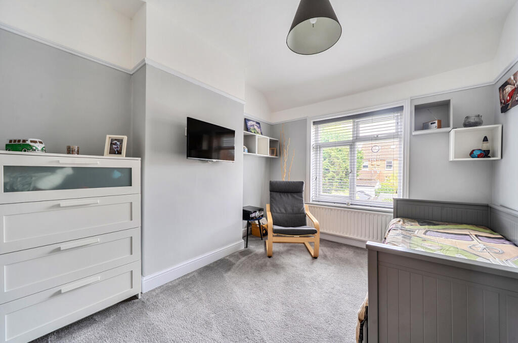 1369606-15-68efa4...