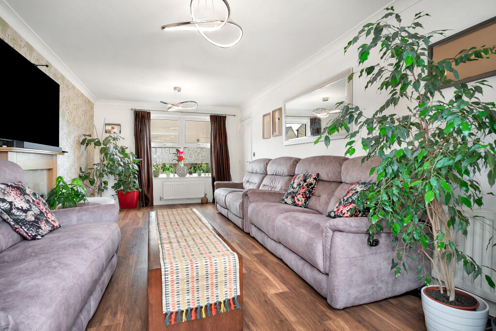 5 New Hall Lane, Cambourne