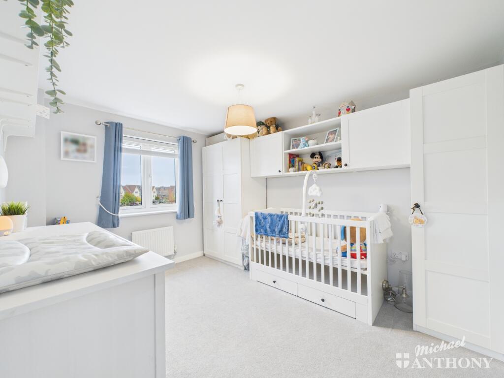 CAM02773G0-PR0368-STILL012