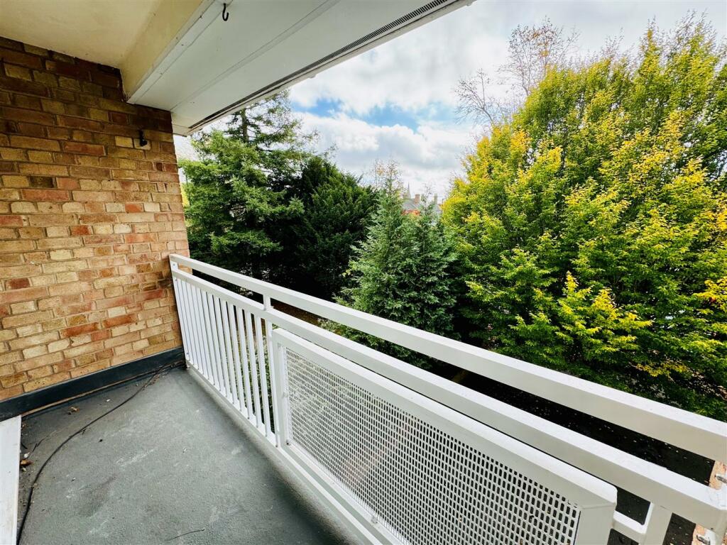 balcony.jpg