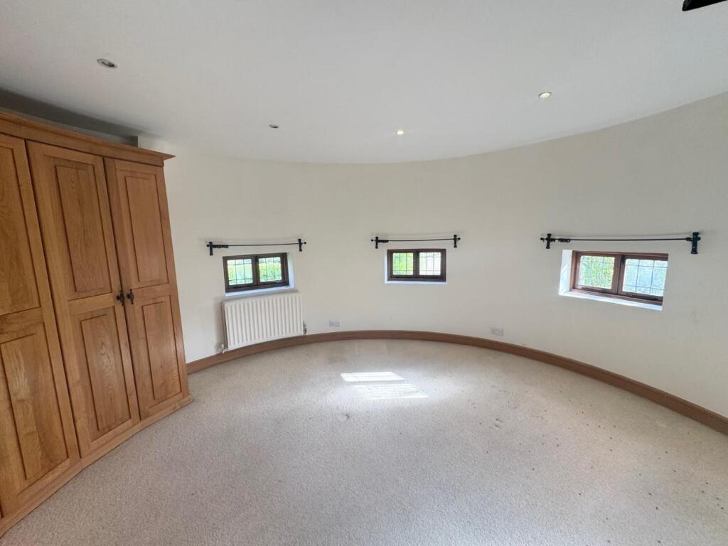 Master Bedroom 3.jpg