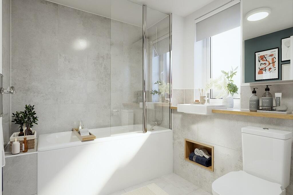 Family bathroom - typical Taylor Wimpey home