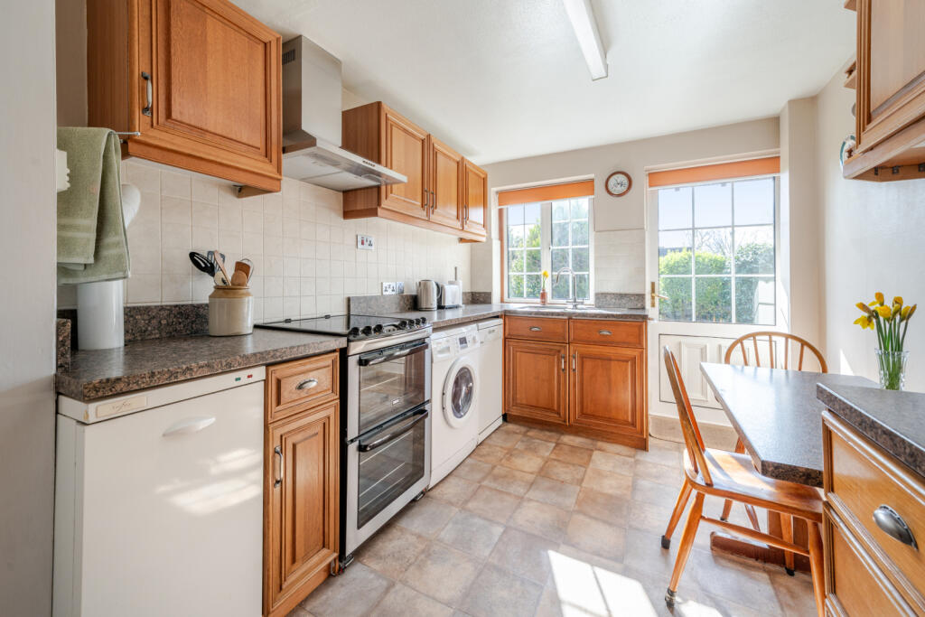 Kitchen/Breakfast Rm