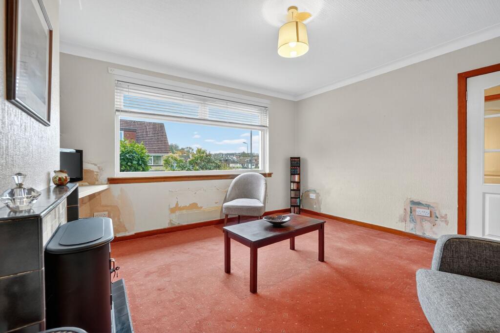 Lounge / Bedroom 4