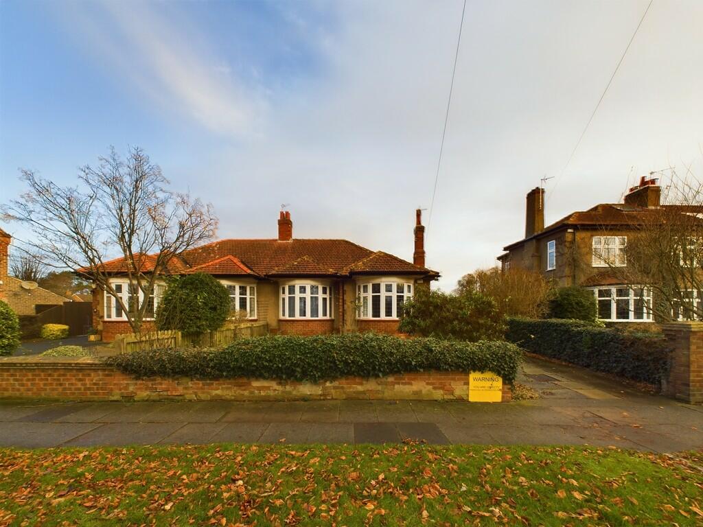 CAM01835G0-PR0125...