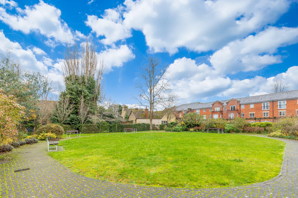 Communal Grounds