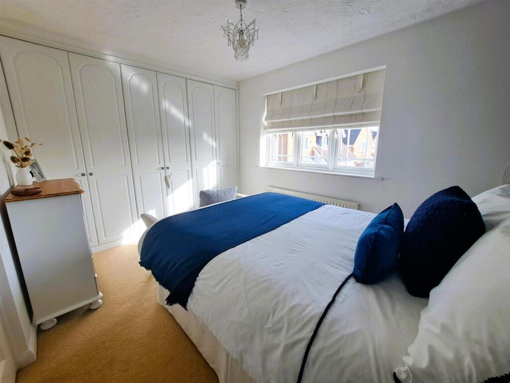 Middle Greeve, Northampton