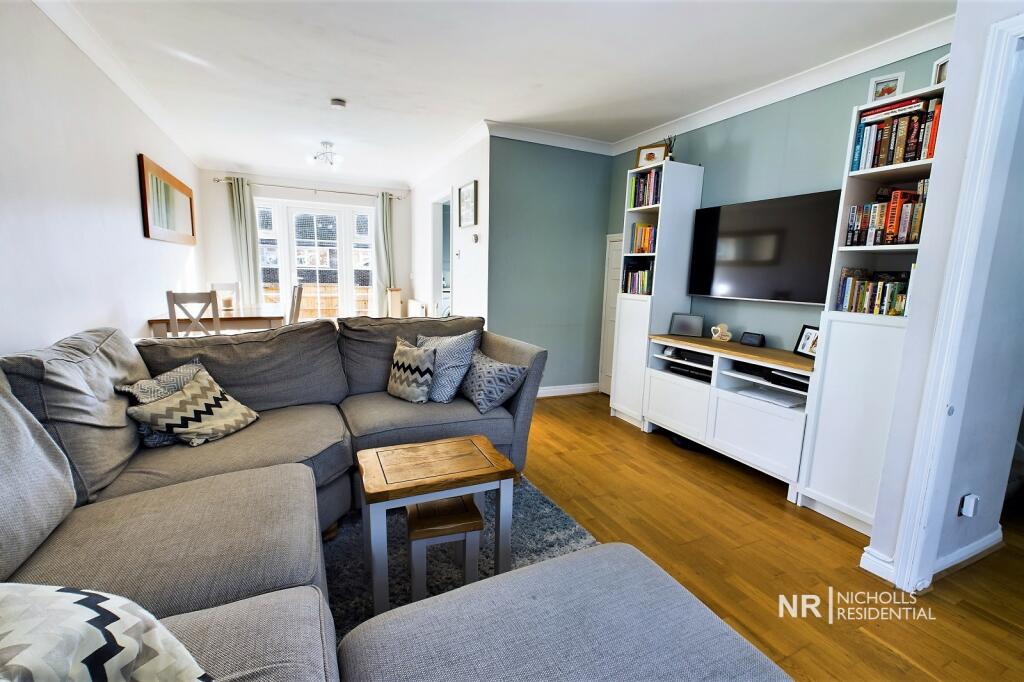 Lounge / Dining Room
