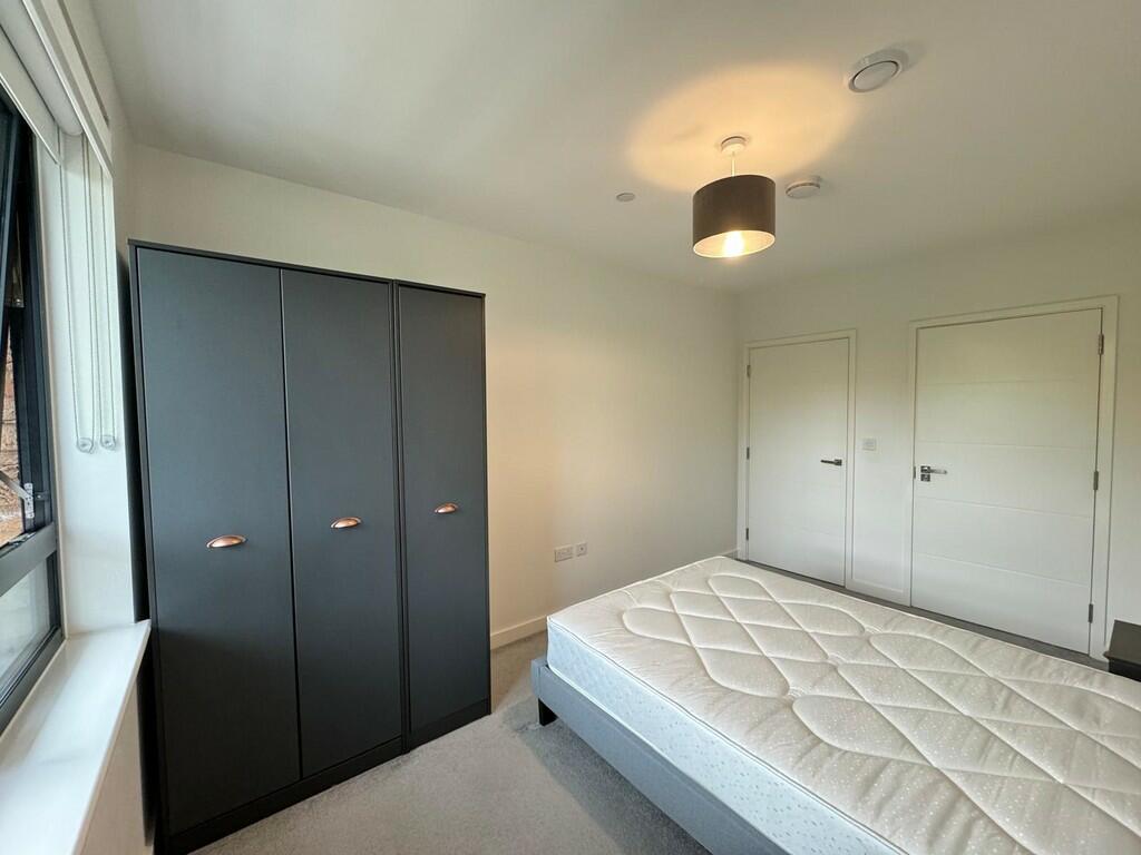 86d250bd-58ff-4fd...