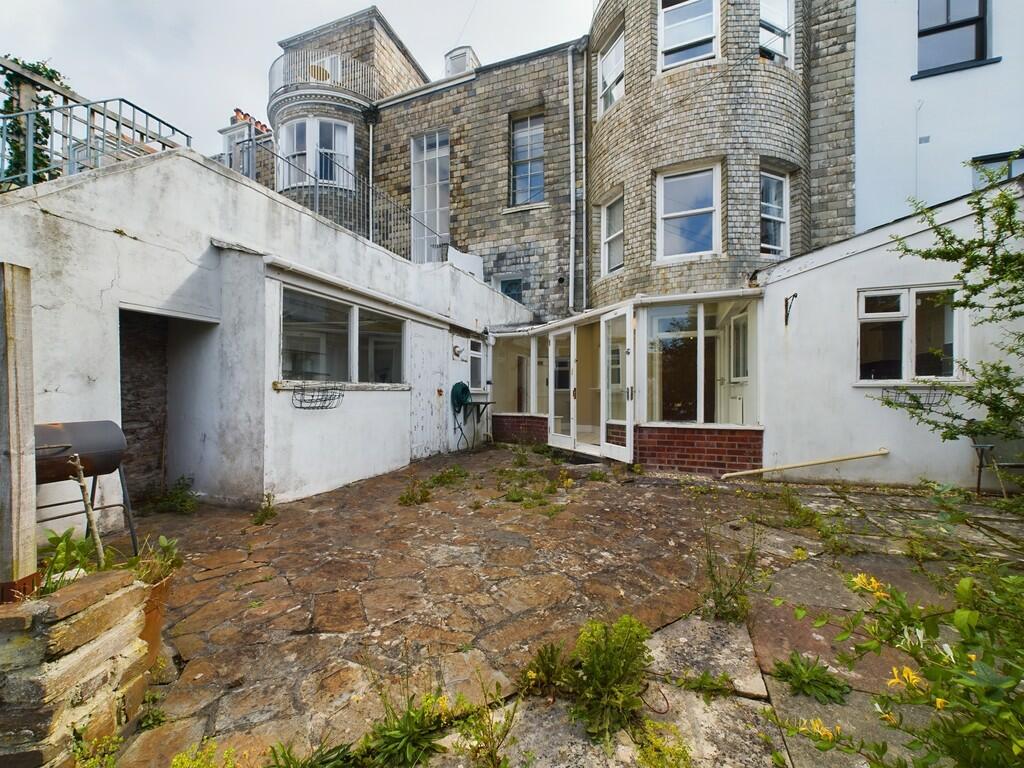 CAM02089G0-PR0310...