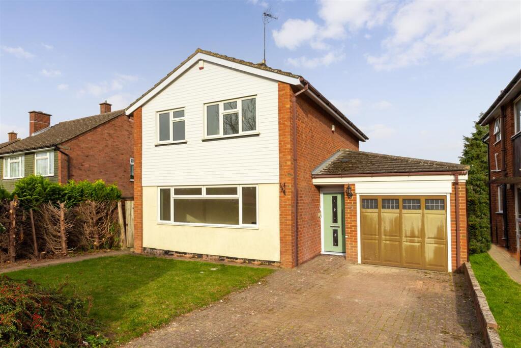 92 Howard Drive (17 of 18).jpg