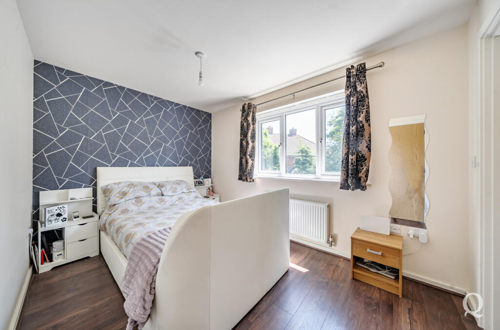 6e836c6b-4605-493...