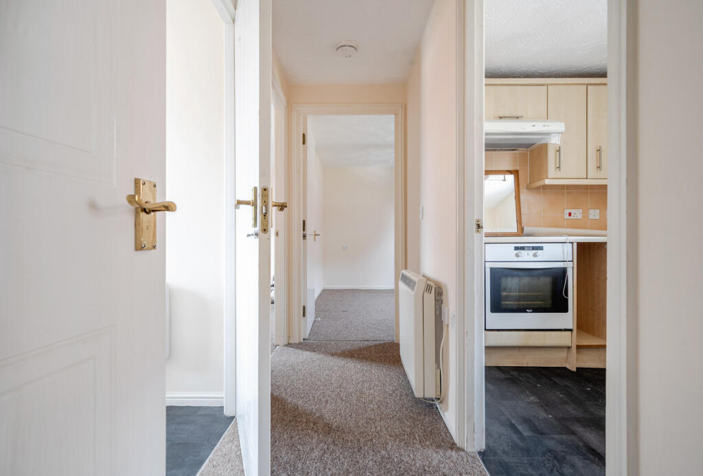 1307322-18-684c3c...