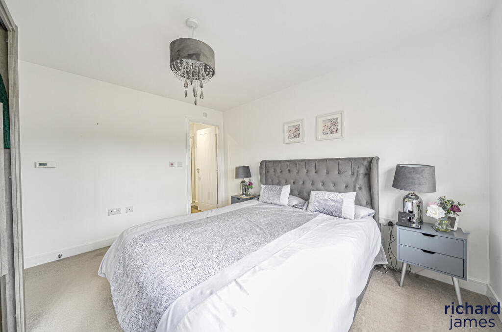 281394f025844c2c9d24021a1b4f4ed9