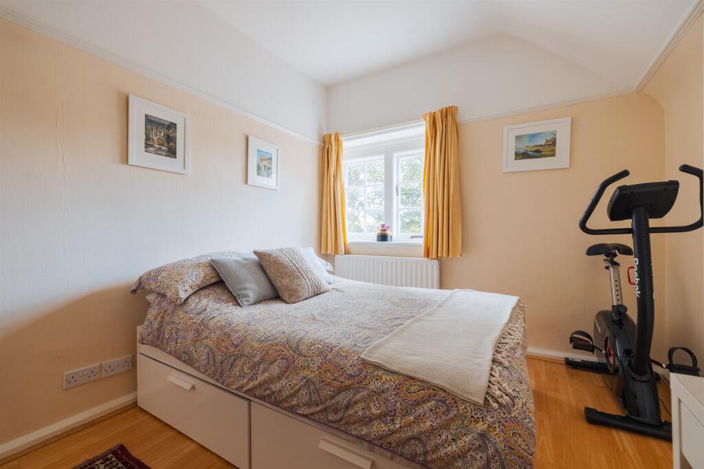 36 Circular Dr-38.jpg