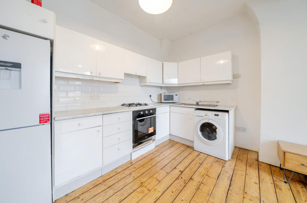 1364632-8-68e5150...