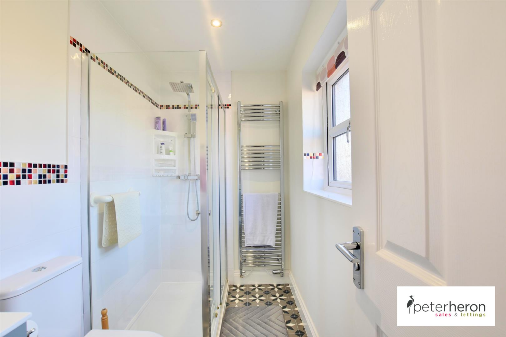 En Suite Shower Room