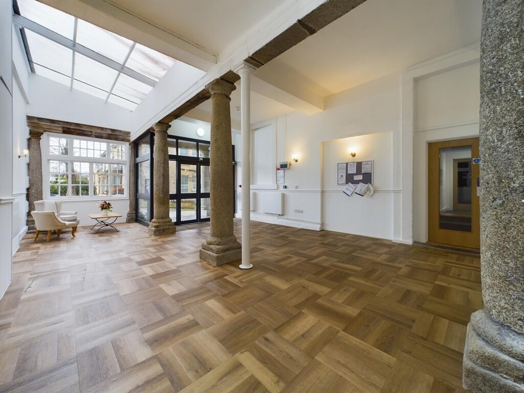 CAM02089G0-PR0401...