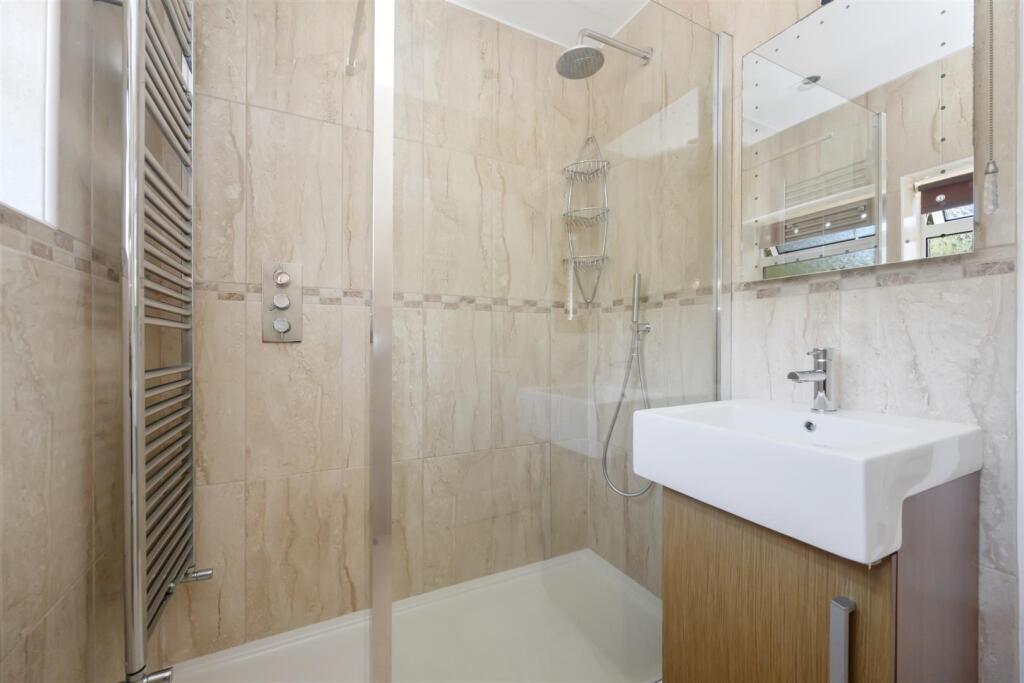 Family Shower Room