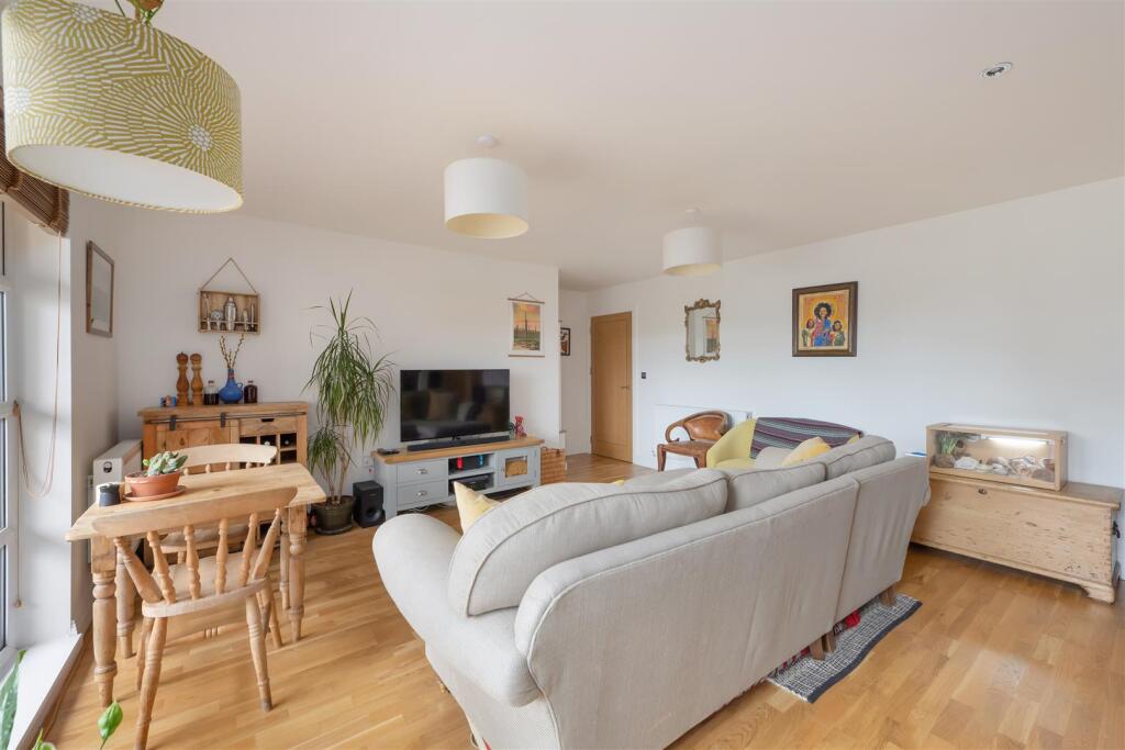 Carlton Court, Whitstable