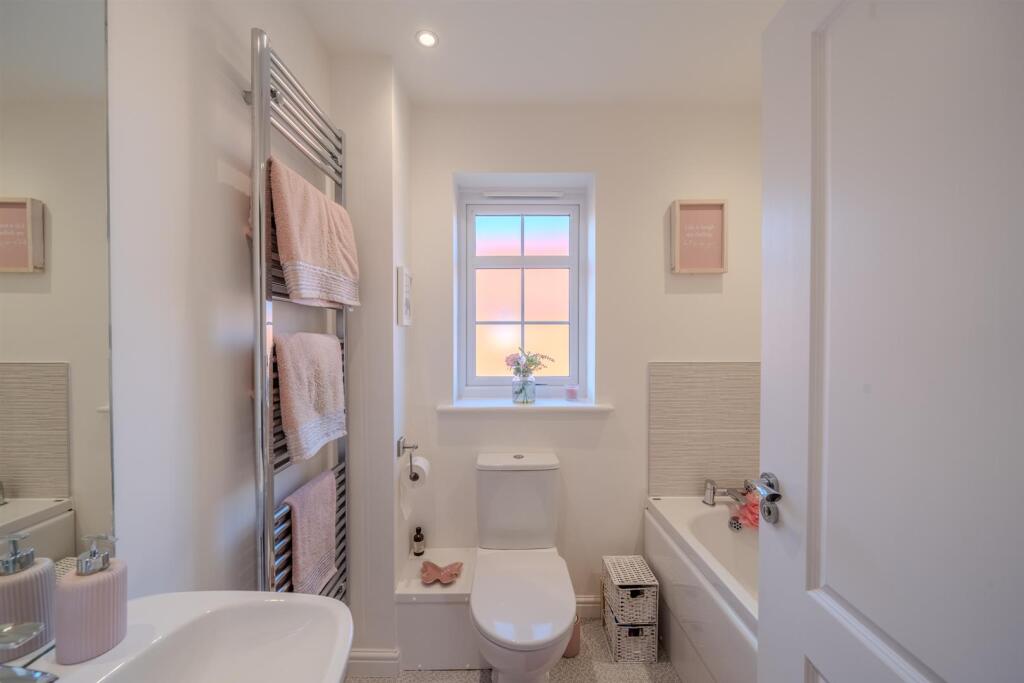 17 Cwrt Carver-5.jpg