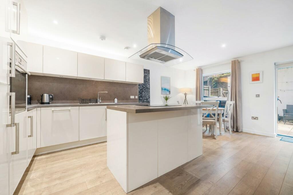 Kitchen.jpg