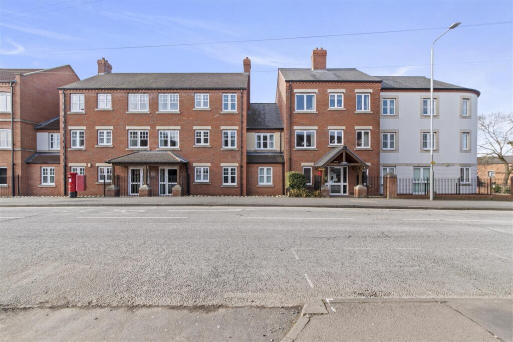 Hartwell Court exterior.jpg