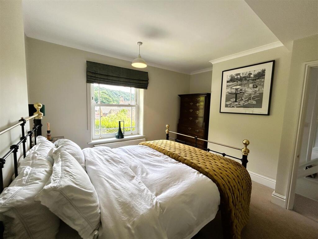 bed 1.JPG