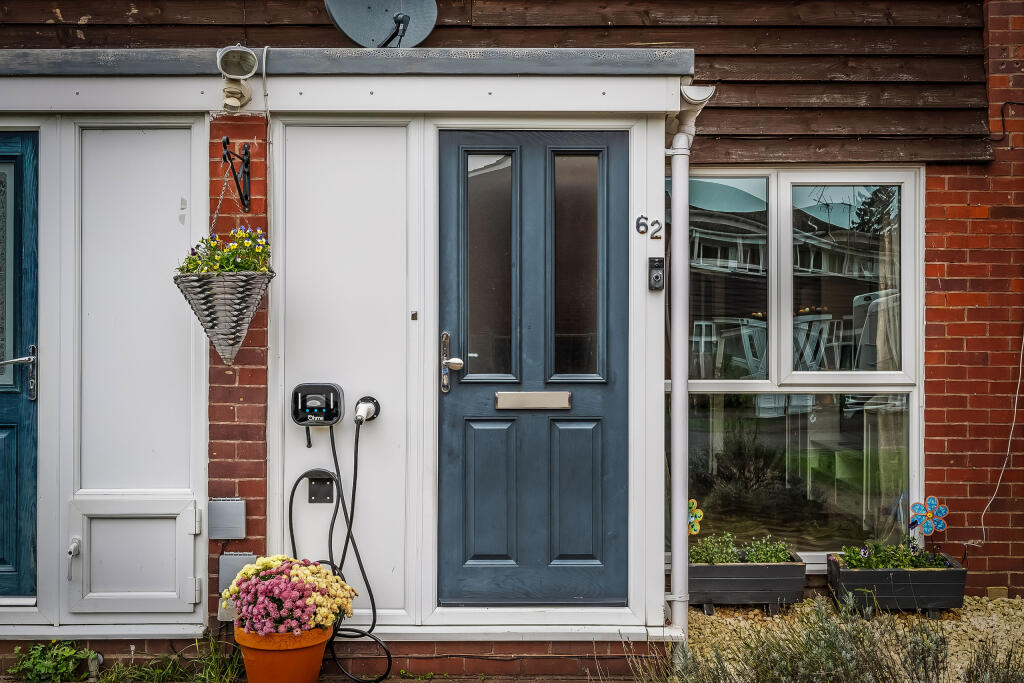 62-Chesterfield-Drive-24