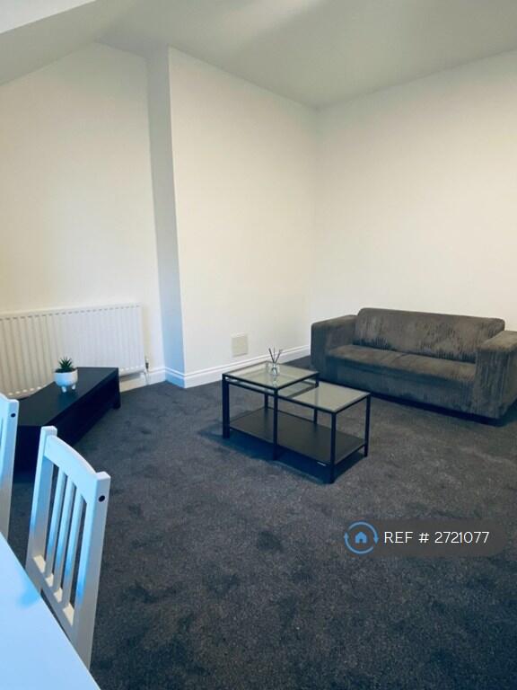 Lounge 3