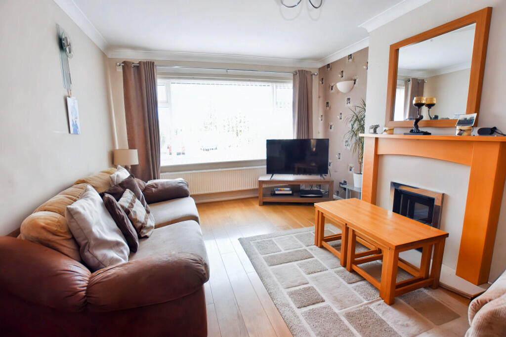 Lounge 1