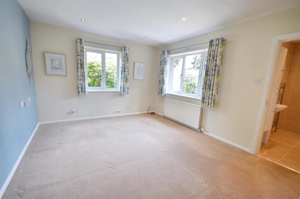 Main Bedroom