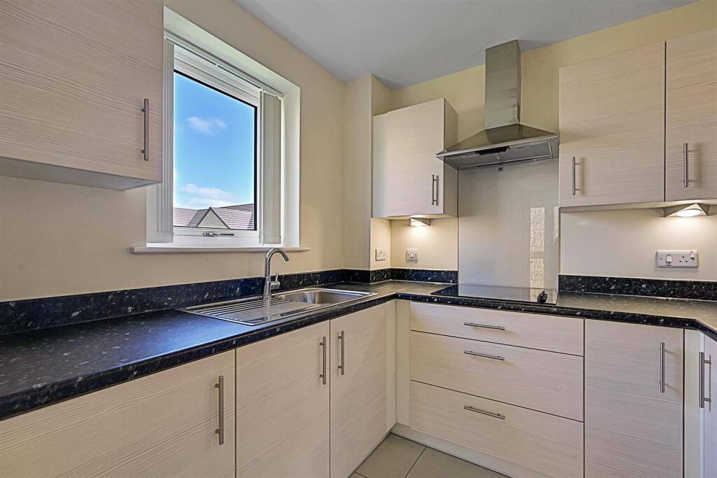 16-3505PHMCS - 43 Brooke Dene Court 082.jpg