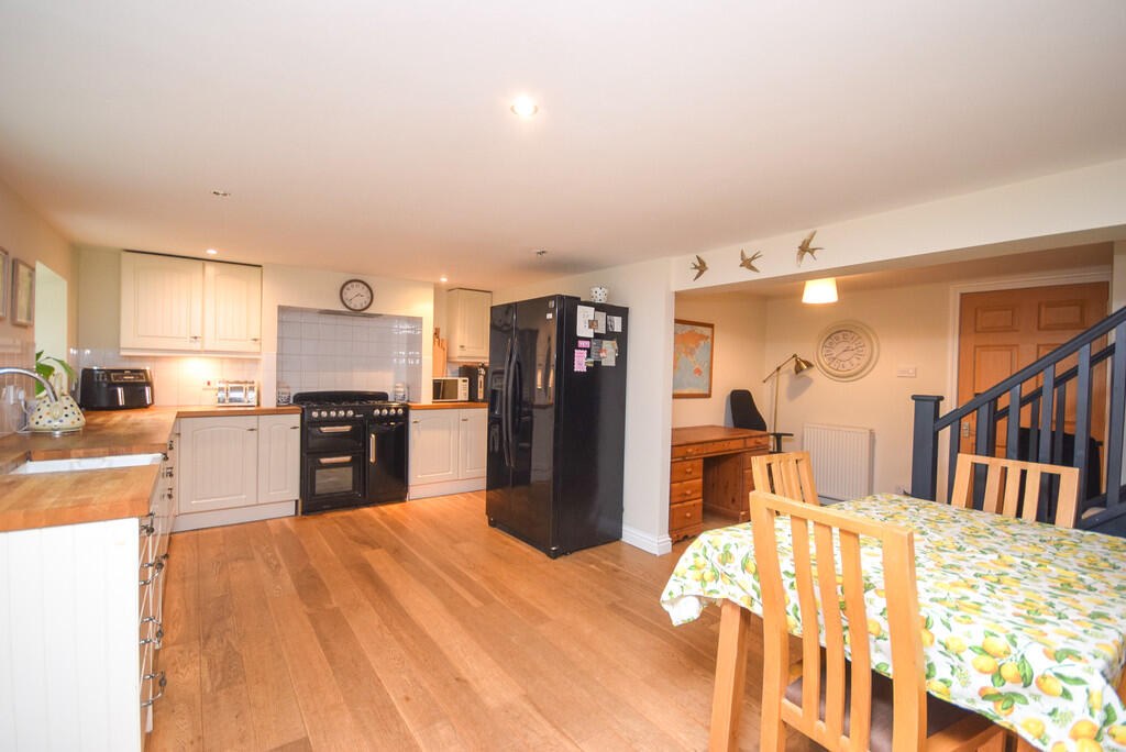 28 Cross Street, ...