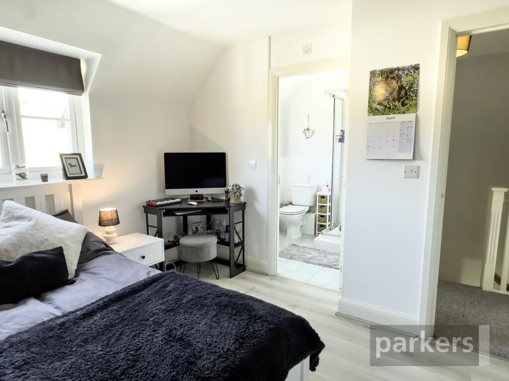 Bedroom &amp; Ensuite
