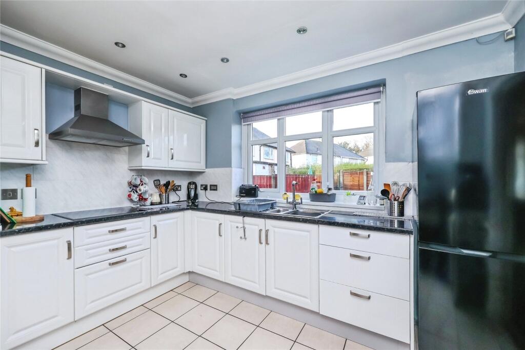 Fitted Kitchen