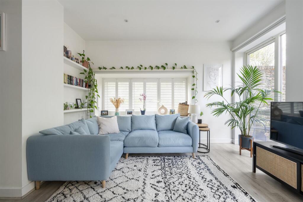 Richard Tress Way, E3