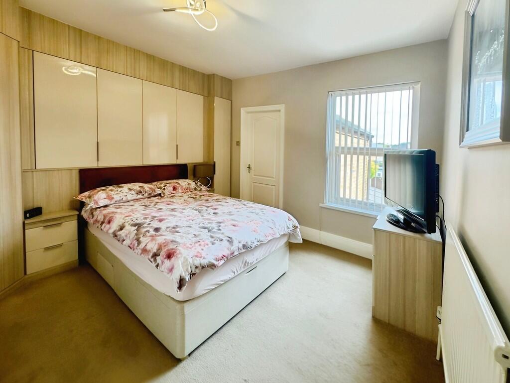 b5d5bfd6-bed 201