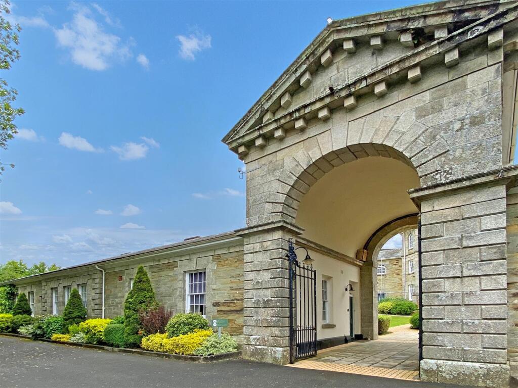 4 Retreat Court Arch