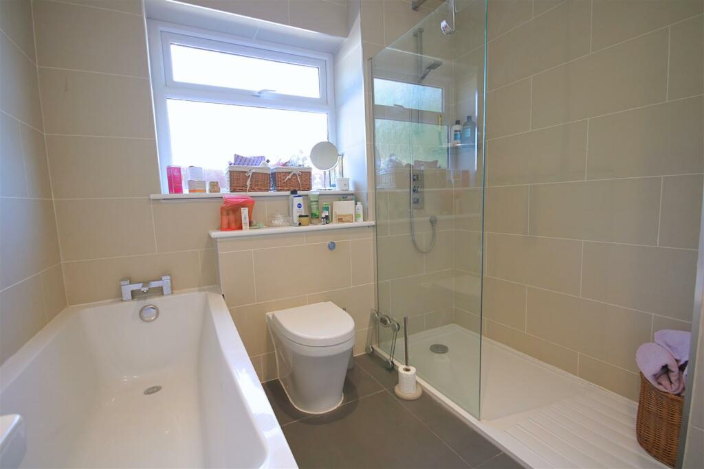 bath1.jpg