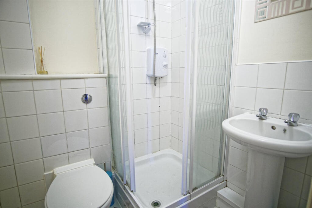 Flat 3, Ribble Bank Street