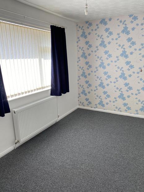 2 South Close Bedroom2